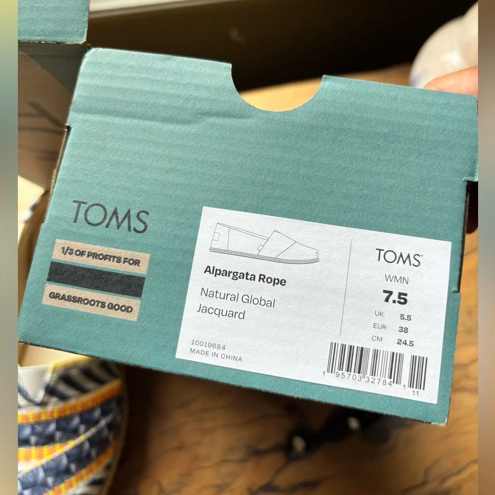 TOMS Alpargata Rope Global Jacquard Geometric Patterned Slip-Ons NEW IN BOX - Picture 10 of 10